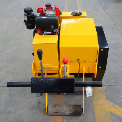 0.8 톤의 단일 드럼 진동 도로 롤러, 30%의 등급 능력