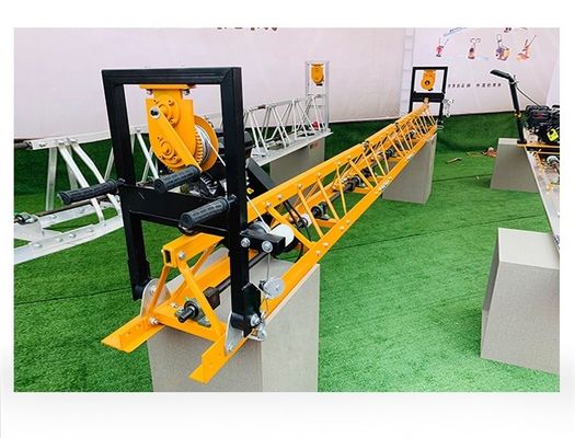 168KG 가벼운 콘크리트 진동 트러스 도로 건설 프로젝트