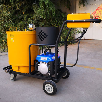 여러 모델과 낮은 유지보수 비용으로 수동 추진 아스팔트 균열 채우기